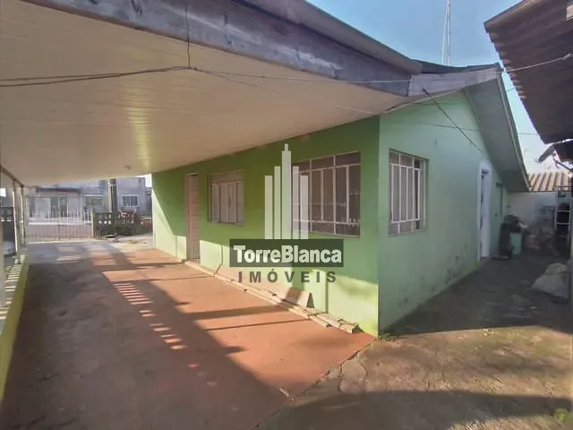 Casa com 350m² 3 quartos e 1 banheiro, à venda, no bairro Uvaranas em Ponta Grossa