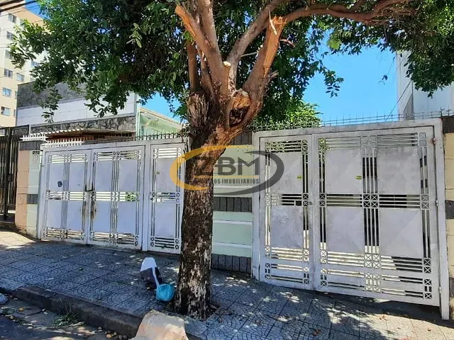 Casa com 450m² 1 quarto e 1 banheiro, à venda, no bairro Vila Adolfo em Londrina