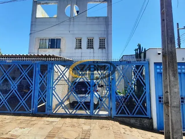 Casa com 450m² 1 quarto e 1 banheiro, à venda, no bairro Vila Adolfo em Londrina