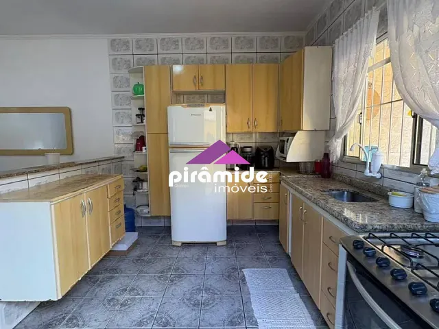 Casa com 125m² 3 quartos e 2 banheiros, à venda, no bairro Jardim Altos de Santana em São José dos Campos