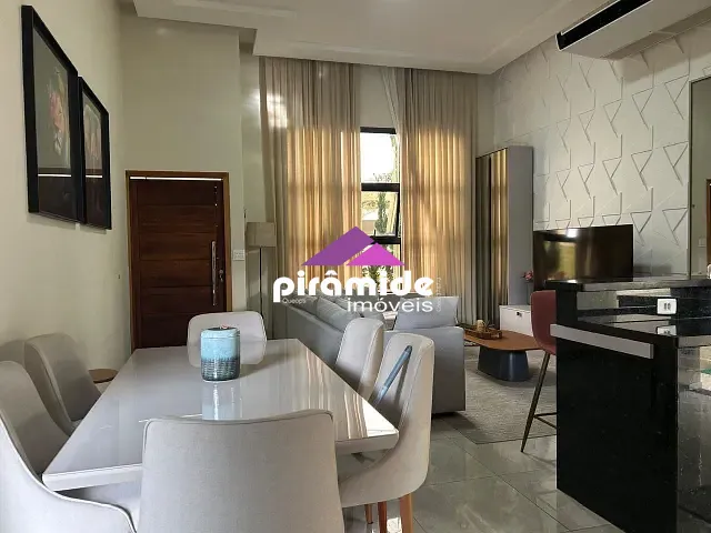 Casa 3 quartos e 3 banheiros, à venda, no bairro Condomínio Terras do Vale em Caçapava