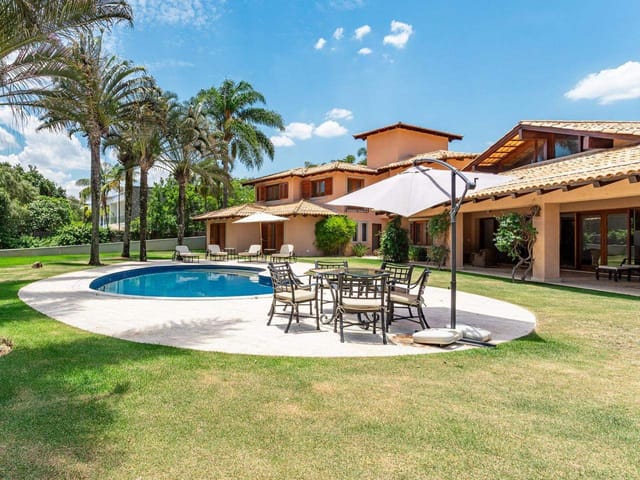 Casa com 4000m² 4 quartos e 8 banheiros, à venda ou para alugar, no bairro Residencial Tamboré em Barueri