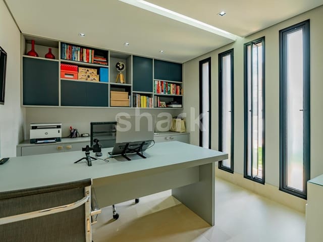 Casa com 560m² 4 quartos e 7 banheiros, à venda ou para alugar, no bairro Alphaville em Santana de Parnaíba
