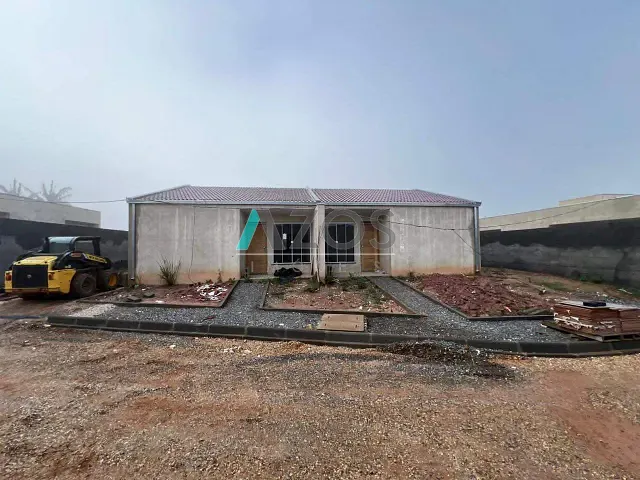 Casa 3 quartos e 1 banheiro, à venda, no bairro Embu em Colombo