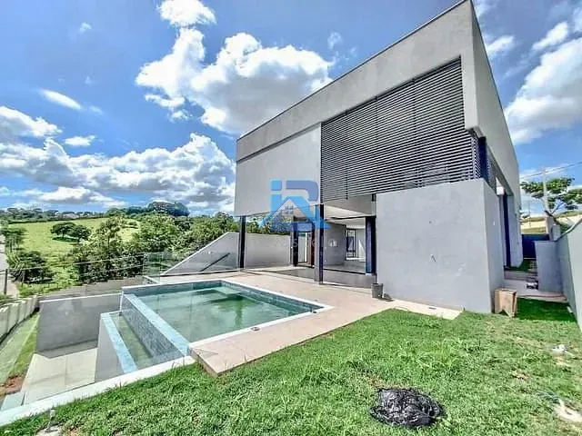 Casa com 420m² 3 quartos e 1 banheiro, à venda, no bairro Residencial Fazenda Santa Rosa - Fase 1 em Itatiba