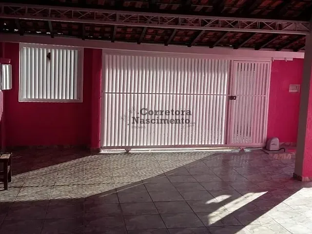 Casa com 320m² 3 quartos e 2 banheiros, à venda, no bairro Centro em Jacareí