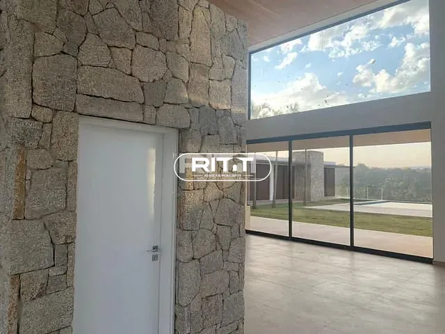 Casa com 1112m² 8 quartos e 3 banheiros, à venda, no bairro Condomínio Quinta da Baroneza II em Bragança Paulista