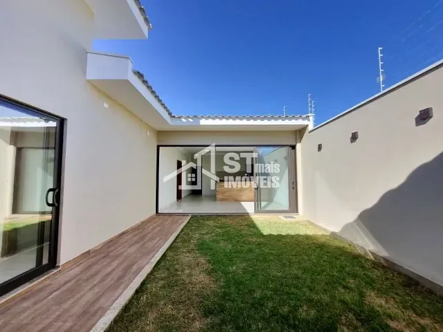 Casa com 300m² 3 quartos e 3 banheiros, à venda, no bairro Jardim Mantiqueiraii em Andradas