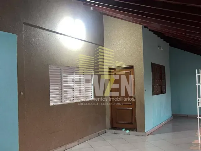 Casa com 360m² 4 quartos e 2 banheiros, à venda ou para alugar, no bairro Tangarás em Bauru