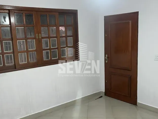 Casa com 360m² 4 quartos e 2 banheiros, à venda ou para alugar, no bairro Tangarás em Bauru