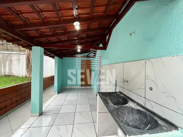 Casa com 360m² 4 quartos e 2 banheiros, à venda ou para alugar, no bairro Tangarás em Bauru