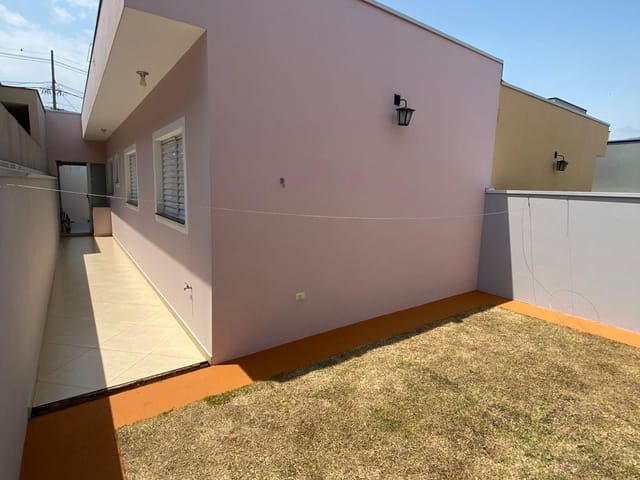 Casa com 150m² 2 quartos e 1 banheiro, à venda, no bairro CAMPOS OLIVOTTI em Extrema