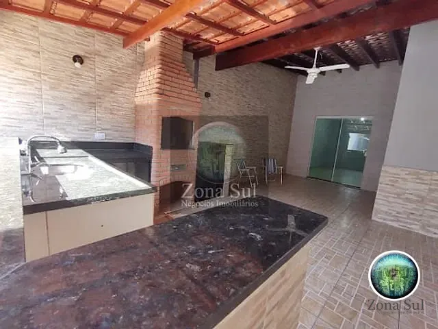 Casa com 219m² 3 quartos e 2 banheiros, à venda, no bairro Wanel Ville II em Sorocaba