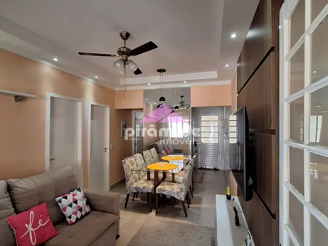 Casa 2 quartos e 1 banheiro, à venda, no bairro Jardim Marcondes em Jacareí