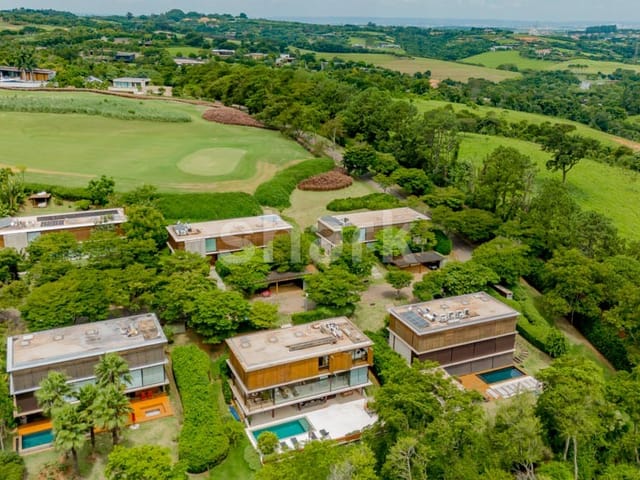 Casa com 1200m² 5 quartos e 7 banheiros, à venda, no bairro Fazenda Boa Vista I em Porto Feliz