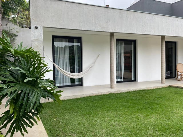 Casa 3 quartos e 5 banheiros, à venda, no bairro Alto da Boa Vista em São Paulo
