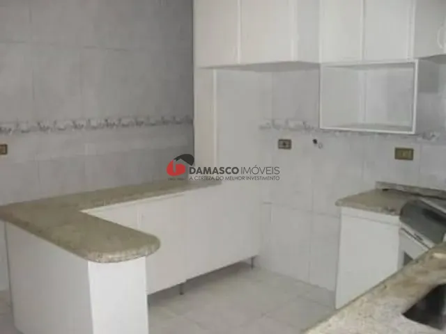 Casa com 210m² 2 quartos e 2 banheiros, à venda, no bairro Campestre em Santo André