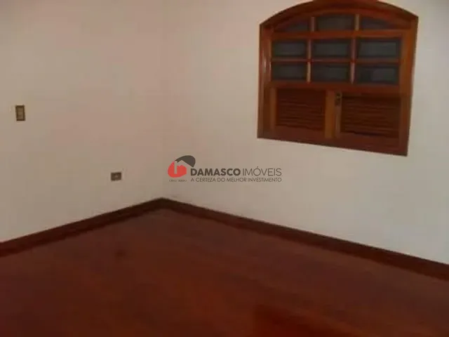 Casa com 210m² 2 quartos e 2 banheiros, à venda, no bairro Campestre em Santo André