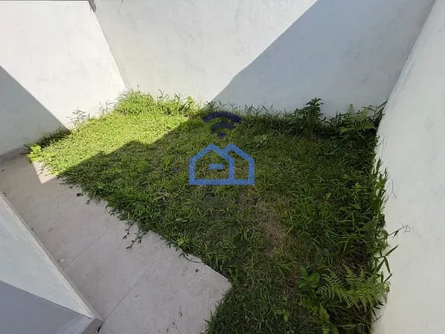 Casa com 125m² 2 quartos e 1 banheiro, à venda, no bairro Golfinho em Caraguatatuba
