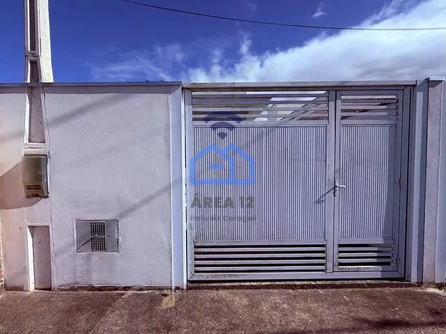 Casa com 125m² 2 quartos e 1 banheiro, à venda, no bairro Golfinho em Caraguatatuba