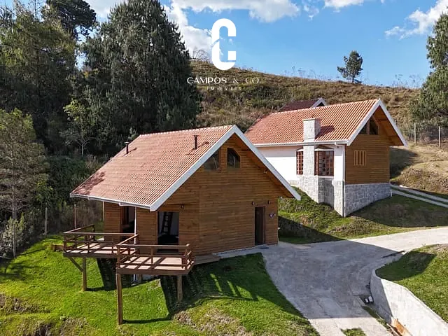 Casa com 1200m² 3 quartos e 3 banheiros, à venda, no bairro Jardim Cataguazes em Campos do Jordão