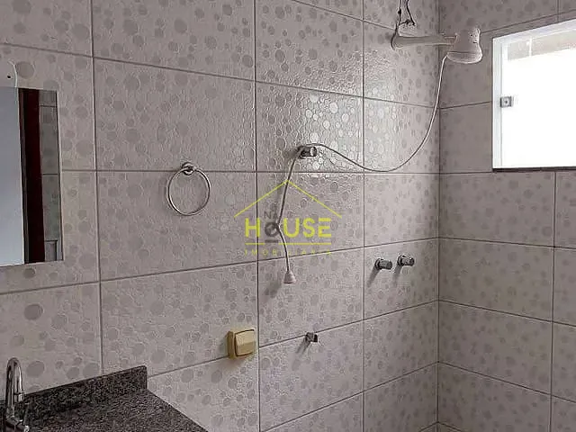 Casa com 250m² 2 quartos e 1 banheiro, à venda, no bairro Res. Maria Teresa em Fernandópolis