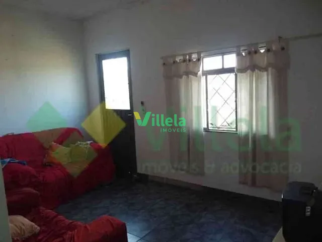 Casa à venda, no bairro Jardim Caiubi em Itaquaquecetuba