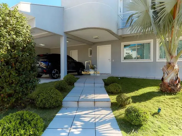 Casa com 580m² 4 quartos e 6 banheiros, para alugar, no bairro Uberaba em Curitiba