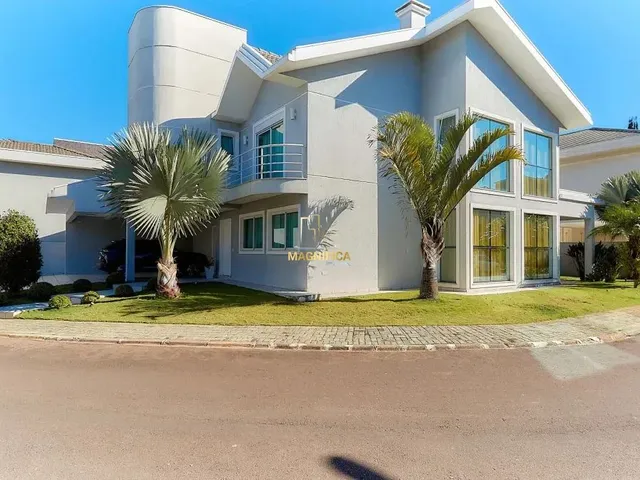 Casa com 580m² 4 quartos e 6 banheiros, para alugar, no bairro Uberaba em Curitiba