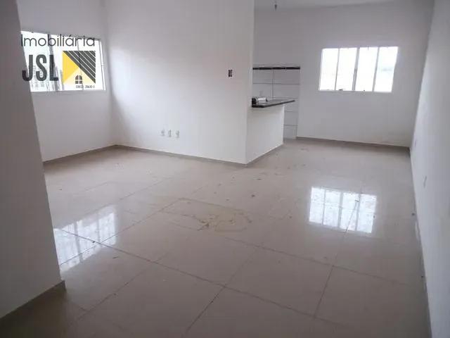 Casa com 175m² 2 quartos e 2 banheiros, à venda, no bairro Parque Residencial Santo André em Caçapava