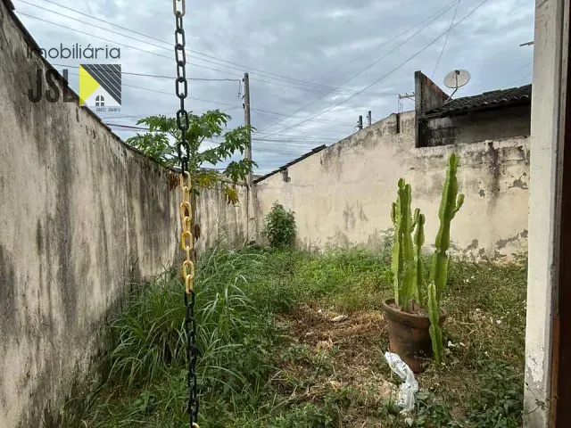 Casa com 175m² 2 quartos e 2 banheiros, à venda, no bairro Parque Residencial Santo André em Caçapava