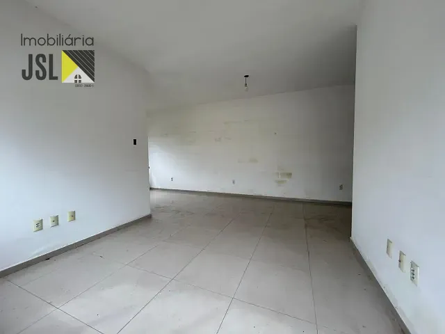 Casa com 175m² 2 quartos e 2 banheiros, à venda, no bairro Parque Residencial Santo André em Caçapava