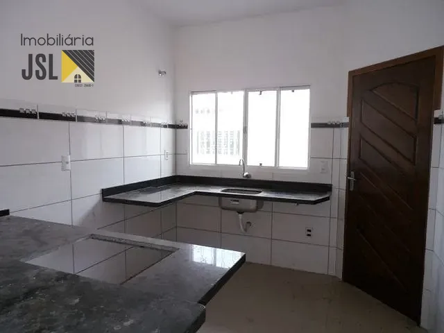 Casa com 175m² 2 quartos e 2 banheiros, à venda, no bairro Parque Residencial Santo André em Caçapava