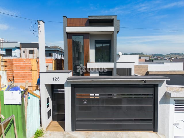 Casa 3 quartos e 3 banheiros, à venda, no bairro Villas do Jaguari em Santana de Parnaíba
