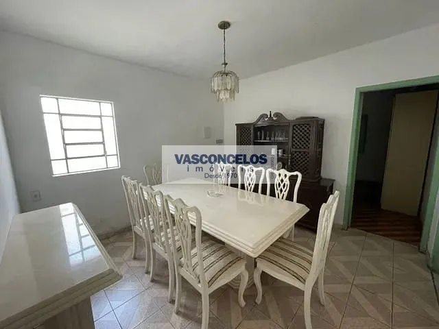 Casa com 168m² 2 quartos e 2 banheiros, à venda, no bairro Jardim São Dimas em São José dos Campos