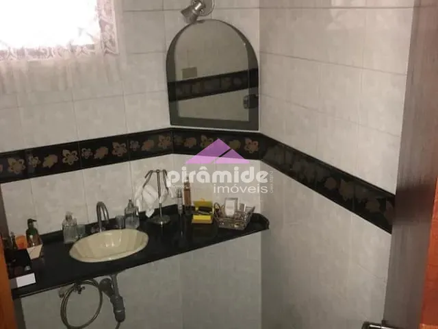Casa 3 quartos e 3 banheiros, à venda, no bairro Jardim Esplanada em São José dos Campos