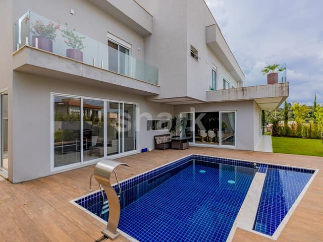 Casa com 450m² 4 quartos e 5 banheiros, à venda, no bairro Alphaville em Santana de Parnaíba