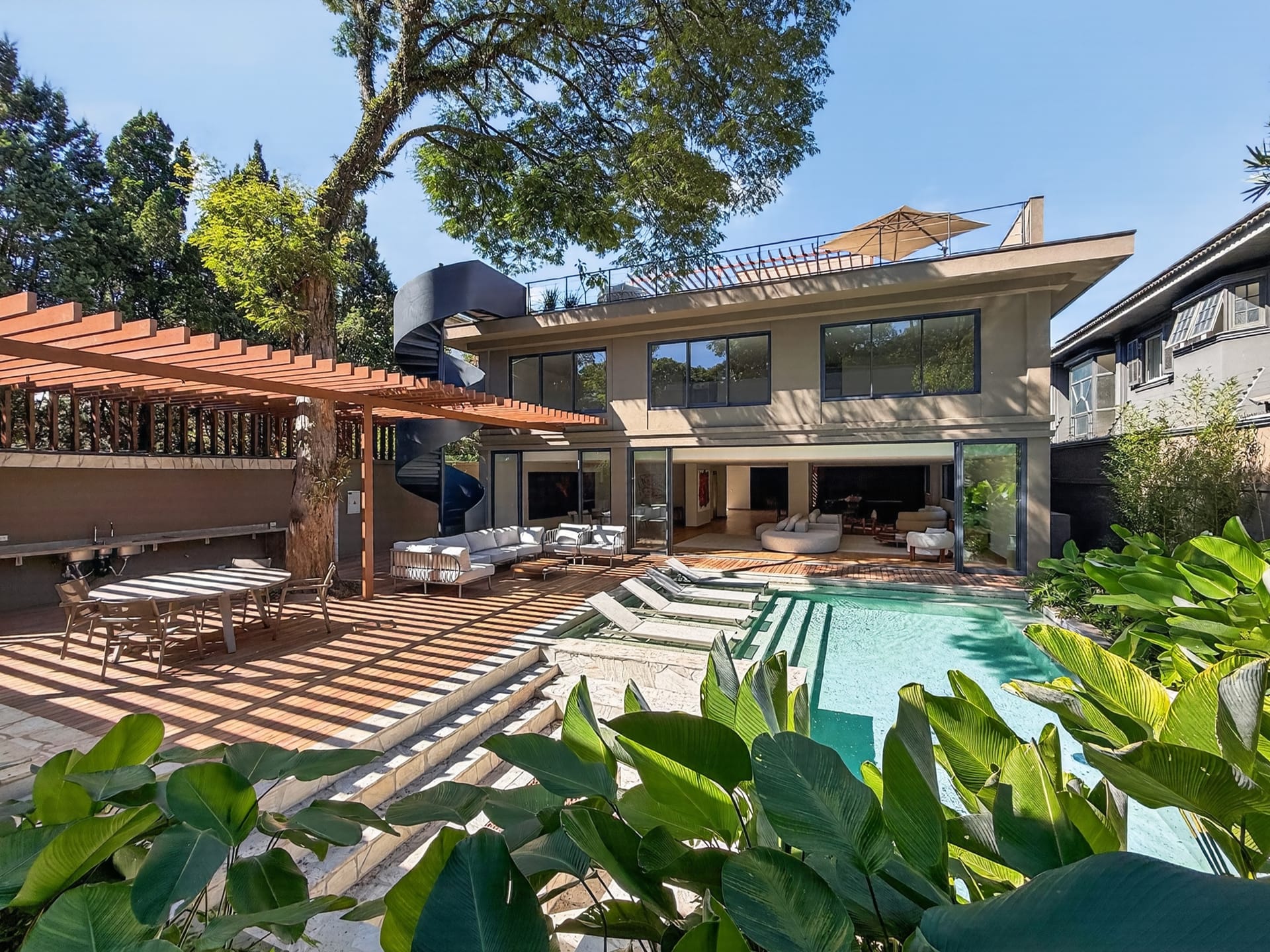 Casa em Jardim Luzitânia — foto 1