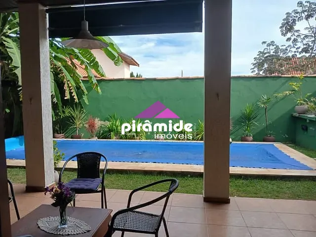 Casa 3 quartos e 4 banheiros, à venda, no bairro Jardim Esplanada em São José dos Campos