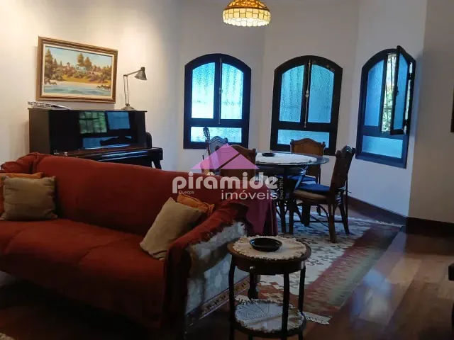 Casa 3 quartos e 4 banheiros, à venda, no bairro Jardim Esplanada em São José dos Campos