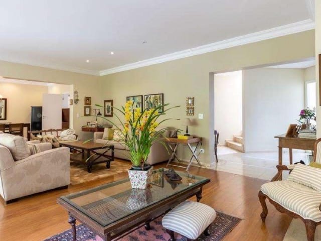 Casa com 1100m² 4 quartos e 7 banheiros, à venda, no bairro Jardim Cordeiro em São Paulo