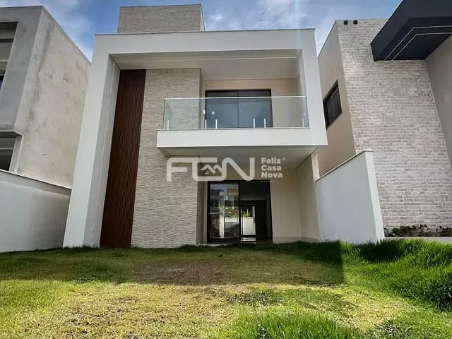Casa com 193m² 4 quartos e 5 banheiros, à venda, no bairro Vila de Abrantes (Abrantes) em Camaçari