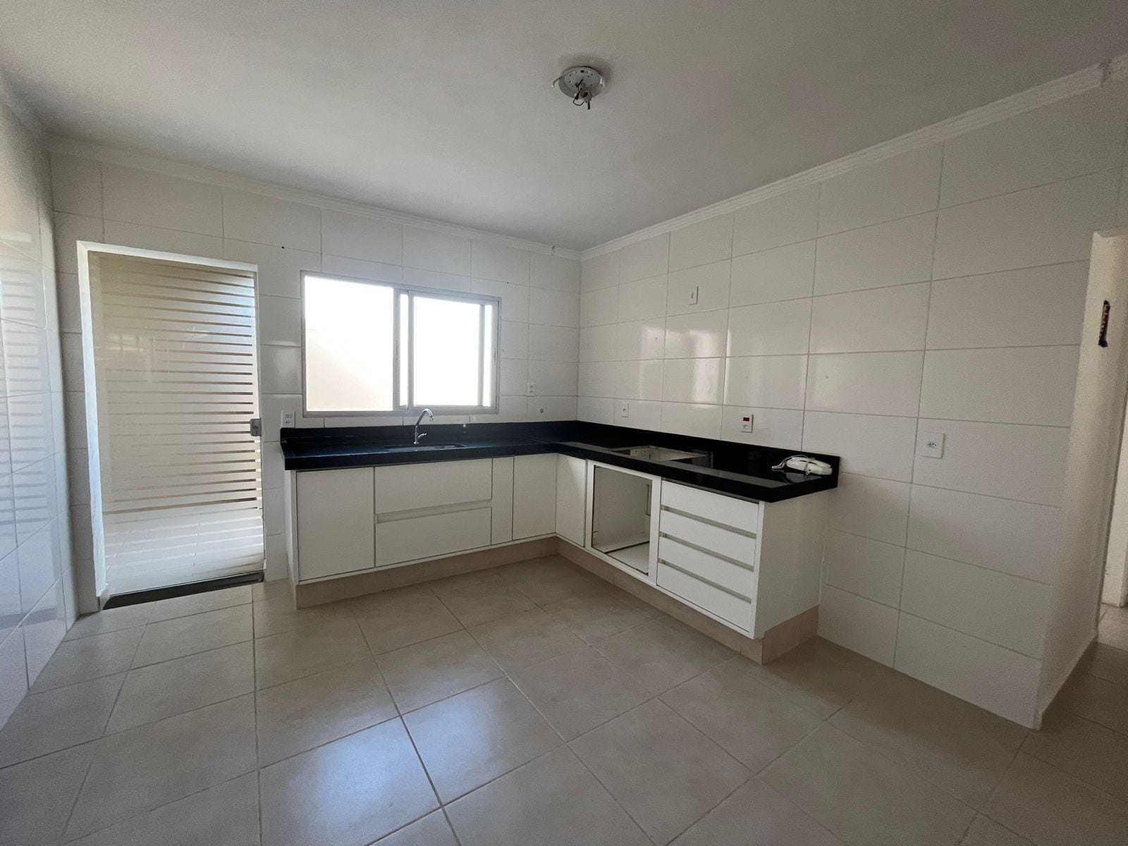 Casa para alugar com 3 quartos, 123m² - Foto 5