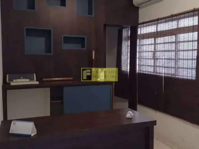 Casa com 300m², para alugar, no bairro Vila Redentora em São José do Rio Preto