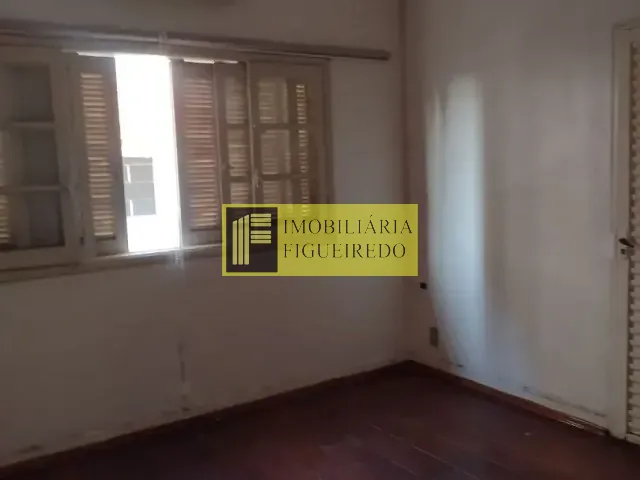 Casa com 300m², para alugar, no bairro Vila Redentora em São José do Rio Preto