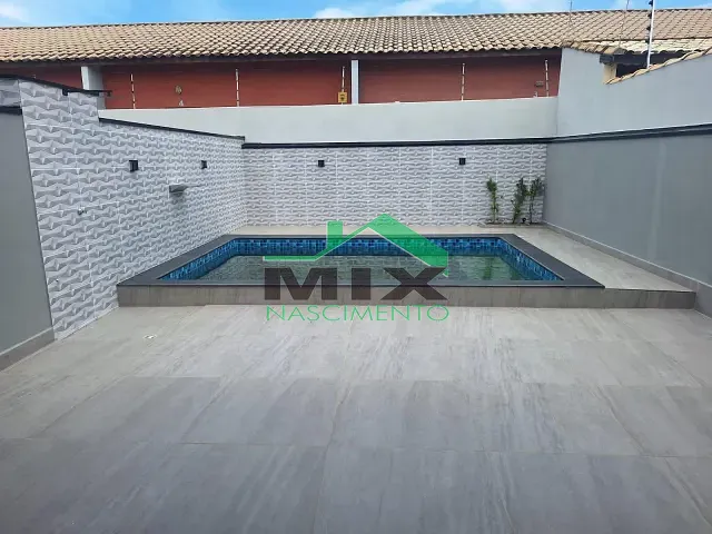 Casa com 208m² 3 quartos e 1 banheiro, à venda, no bairro Cibratel II em Itanhaém