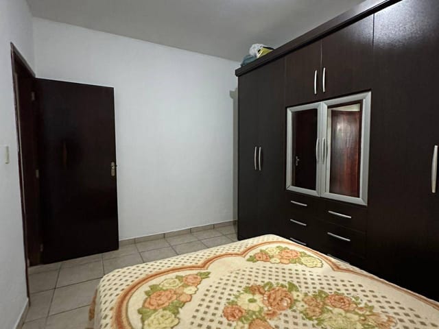 Casa com 125m² 2 quartos e 1 banheiro, à venda, no bairro Parque dos Passaros em Extrema