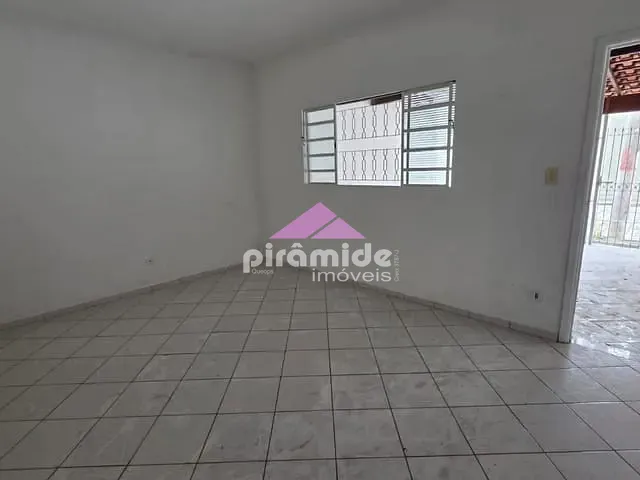 Casa com 130m² 3 quartos e 2 banheiros, à venda, no bairro Jardim Luiza em Jacareí