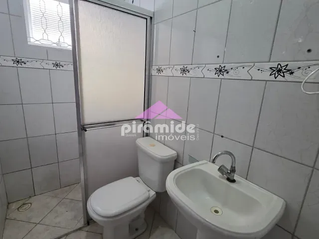 Casa com 130m² 3 quartos e 2 banheiros, à venda, no bairro Jardim Luiza em Jacareí