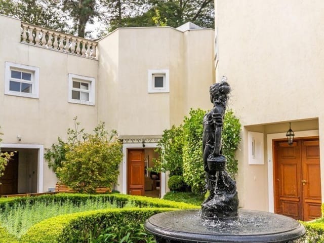 Casa com 570m² 4 quartos e 6 banheiros, à venda, no bairro Jardim Petrópolis em São Paulo